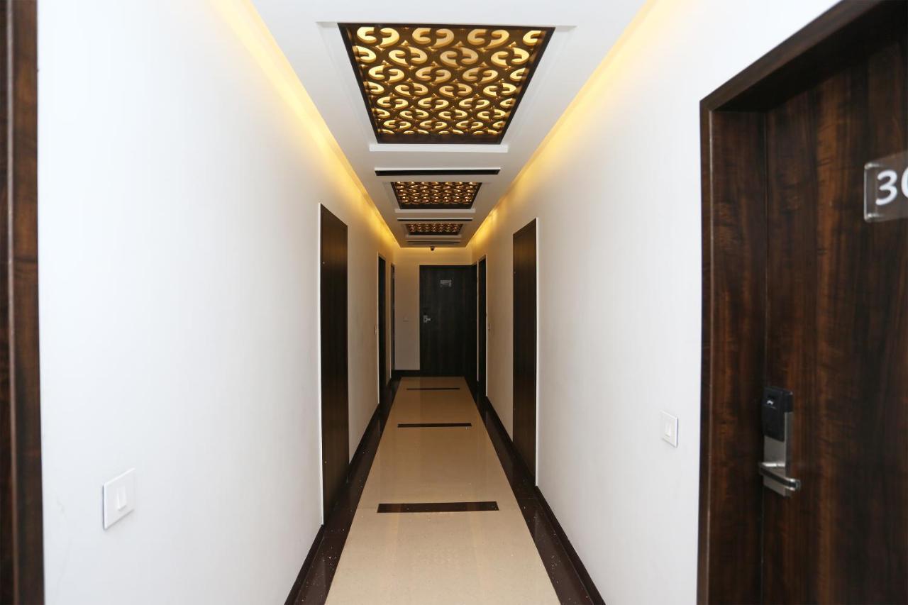 Hotel Yelchiko Варанаси Экстерьер фото